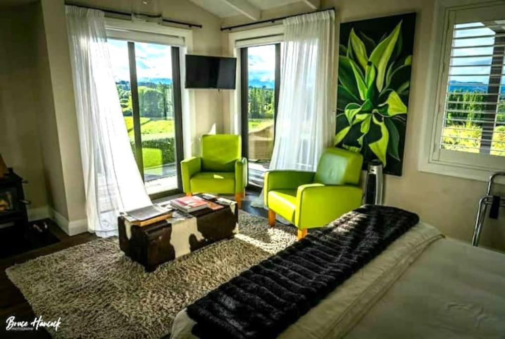 Luxury Cottage With Stunning Vineyard Views Renwick Εξωτερικό φωτογραφία